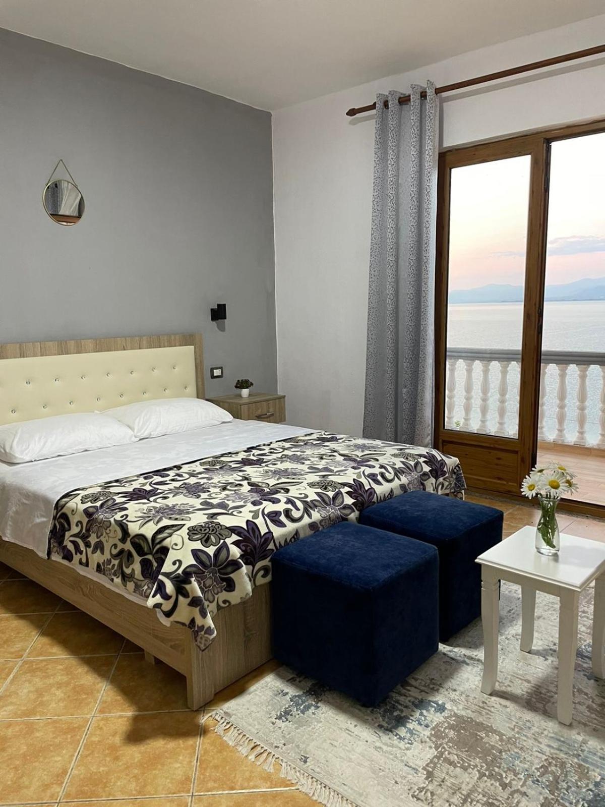 Bella Vista Bed & Breakfast Shkoder Exterior photo