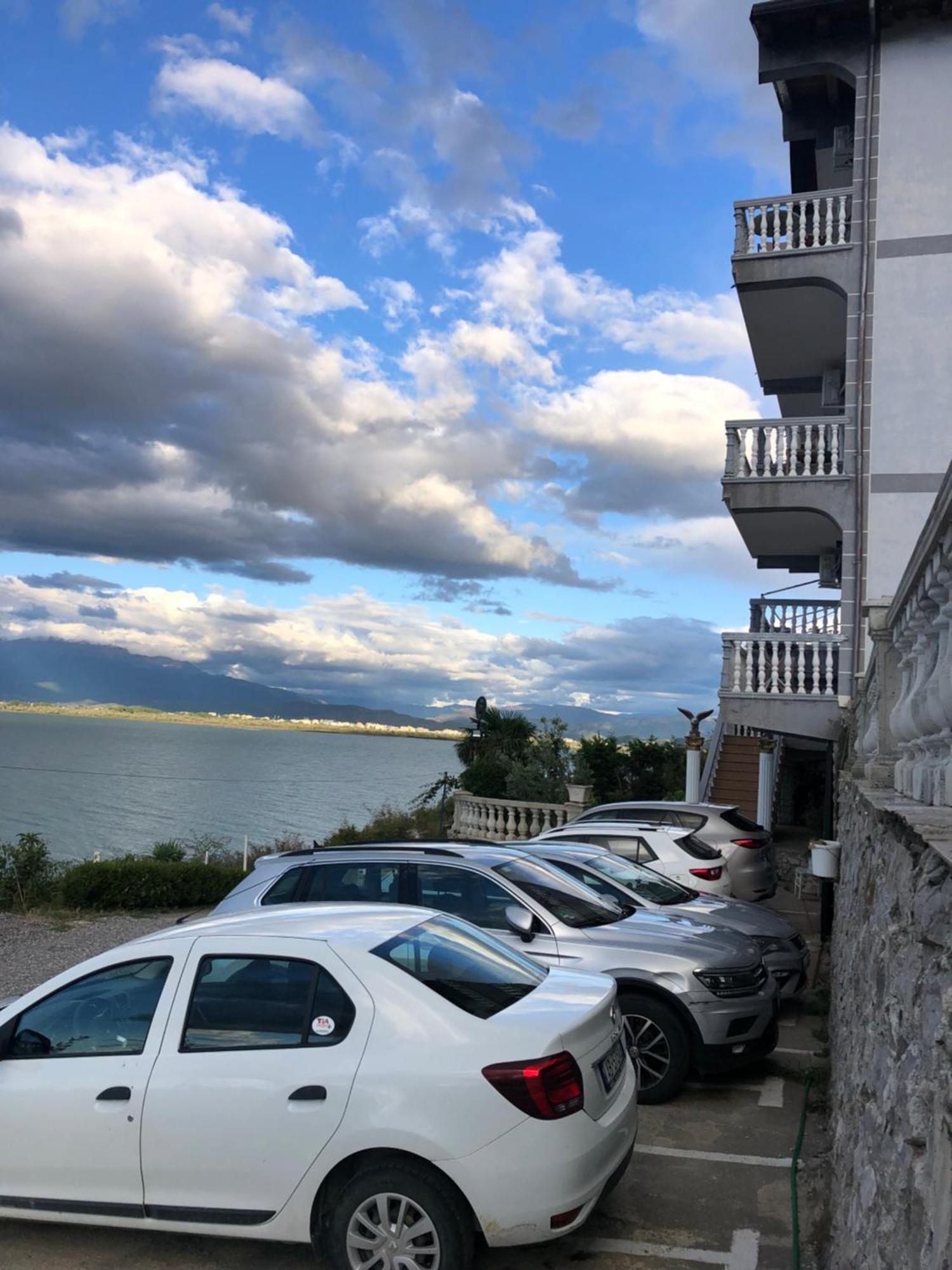 Bella Vista Bed & Breakfast Shkoder Exterior photo