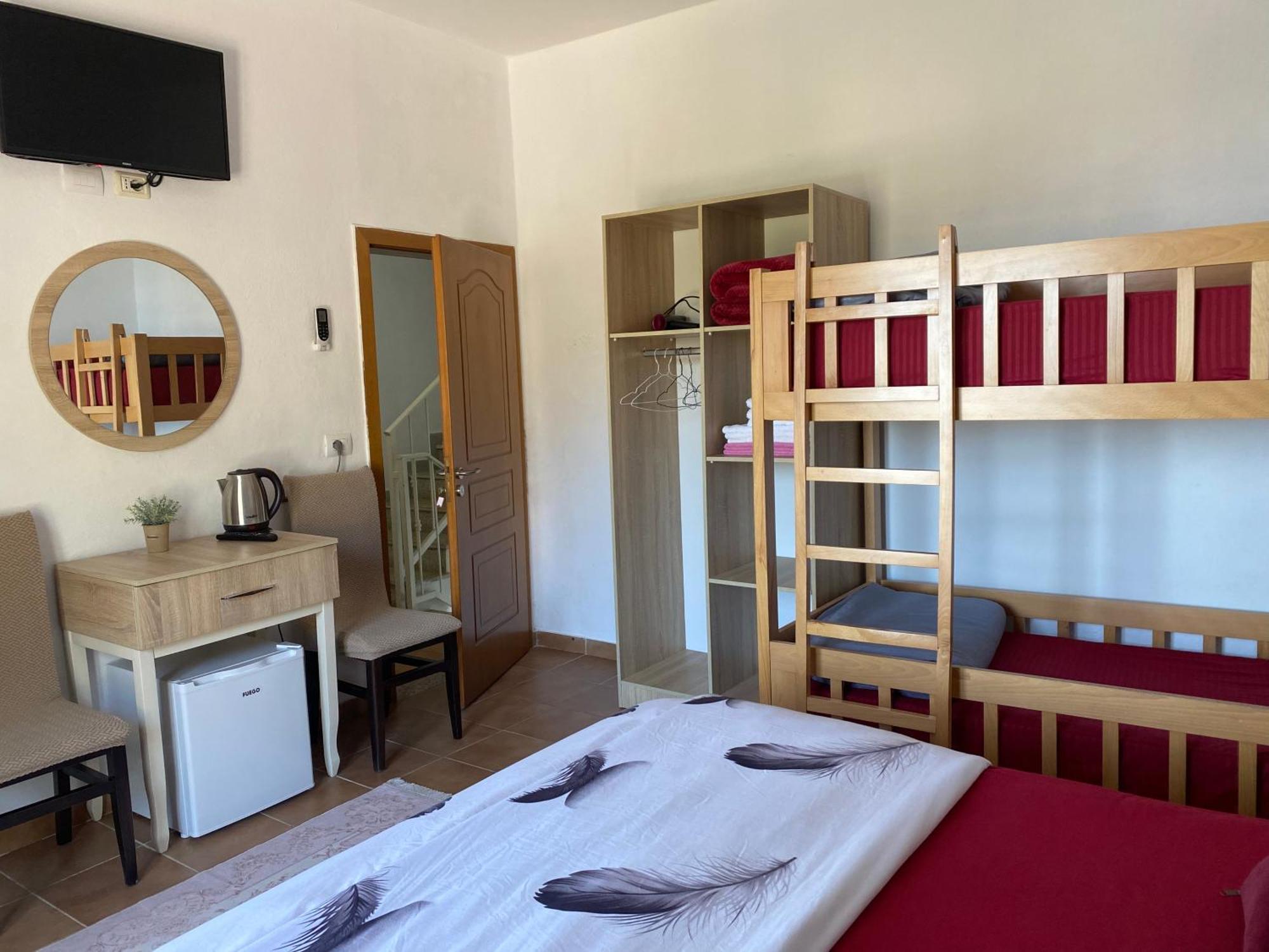 Bella Vista Bed & Breakfast Shkoder Exterior photo