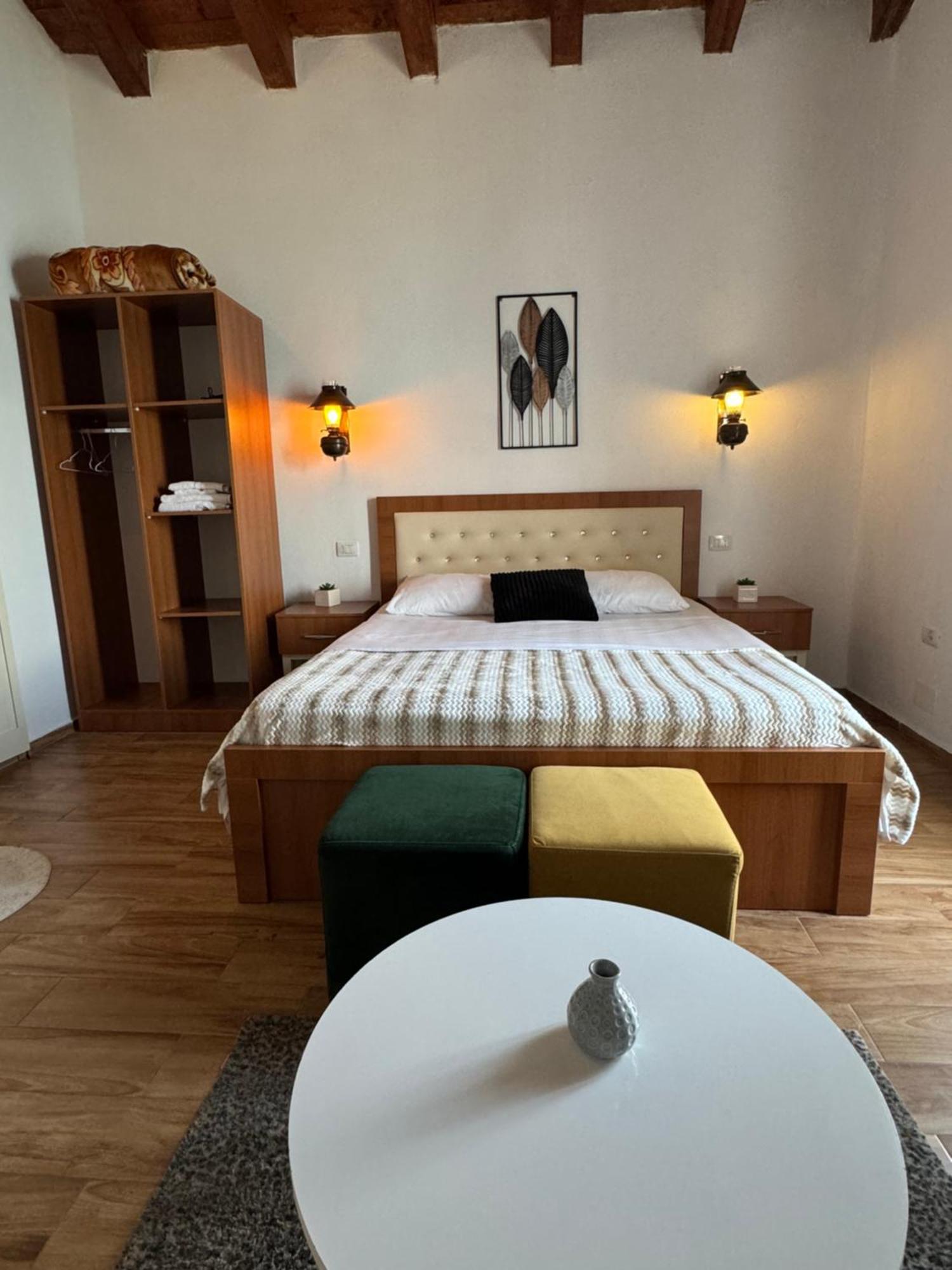 Bella Vista Bed & Breakfast Shkoder Exterior photo
