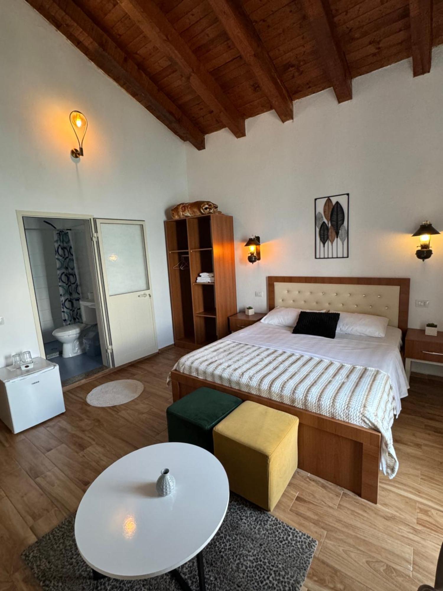 Bella Vista Bed & Breakfast Shkoder Exterior photo
