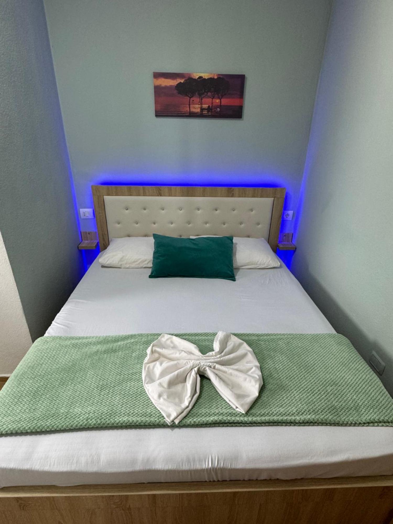 Bella Vista Bed & Breakfast Shkoder Exterior photo